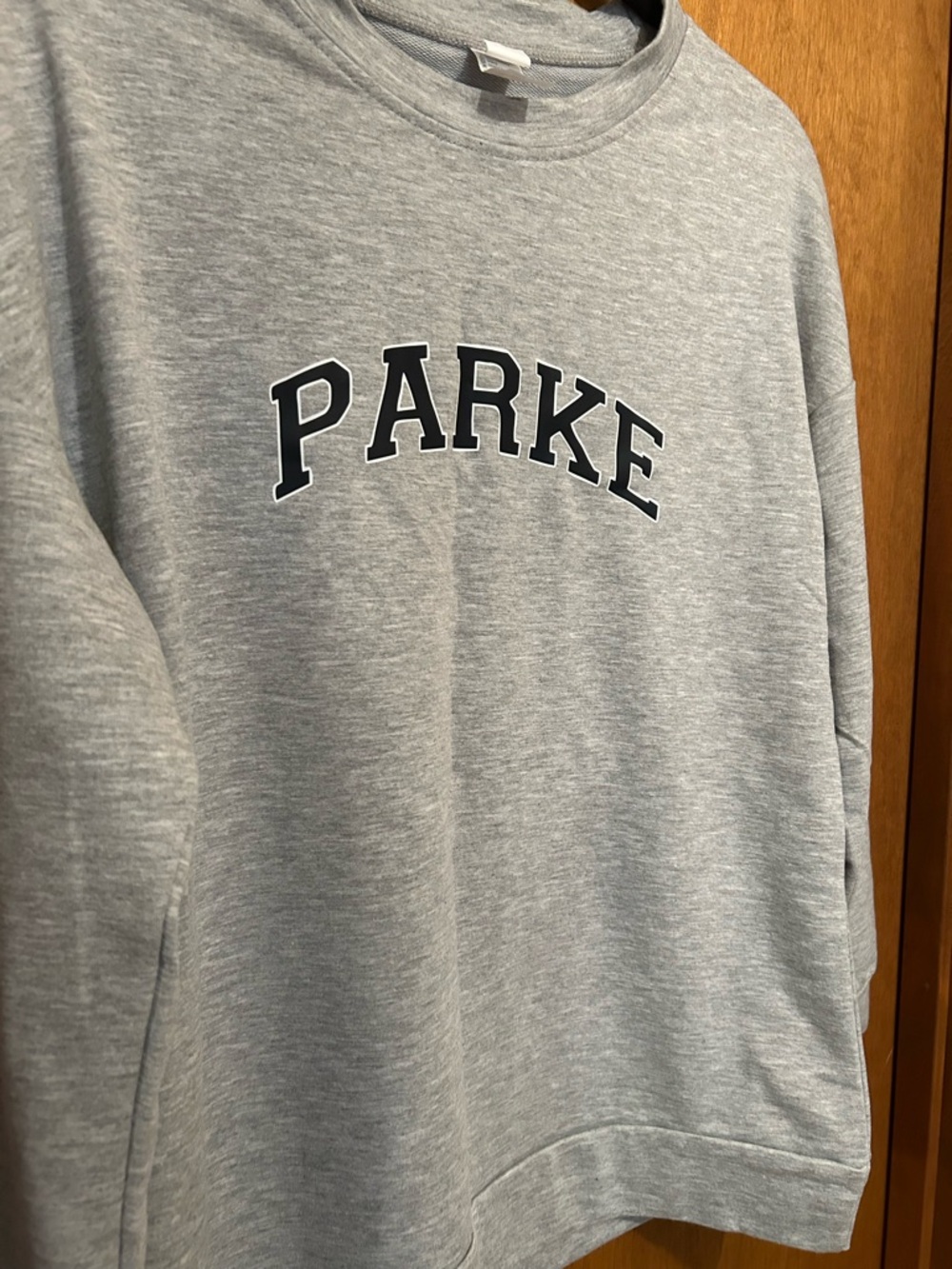 NEW w/out tags. Lightweight grey crewneck  'PARKE' knock-off  Sweatshirt size S - Picture 2 of 4